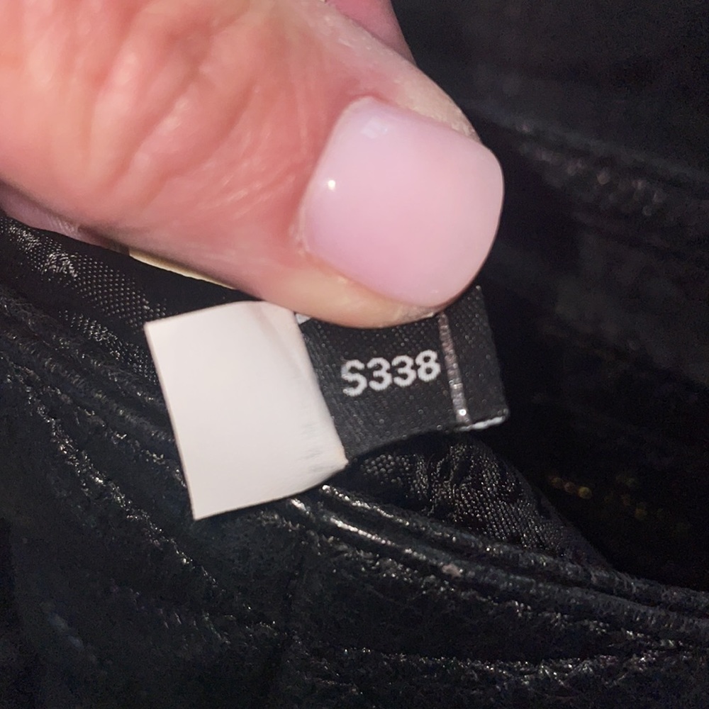 Kate Spade ♠️ black quilted purse - Picture 11 of 13